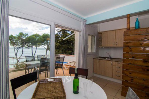 Apartment Canyelles Marina 3000 *